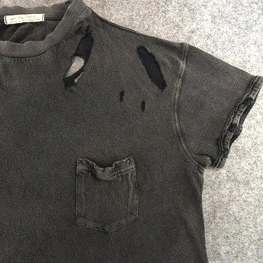 We The Free Free People Distressed Pocket T-Shirt Faded Black XS Grunge